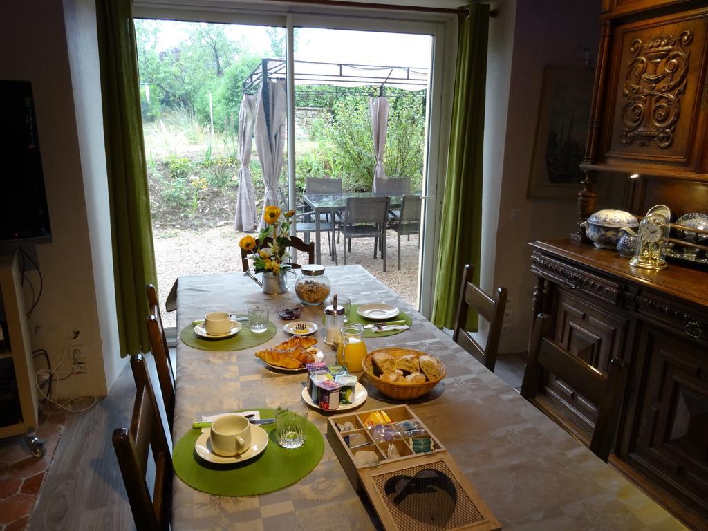 Datcha Bourguignonne, Chambres & Gite Maconge 外观 照片